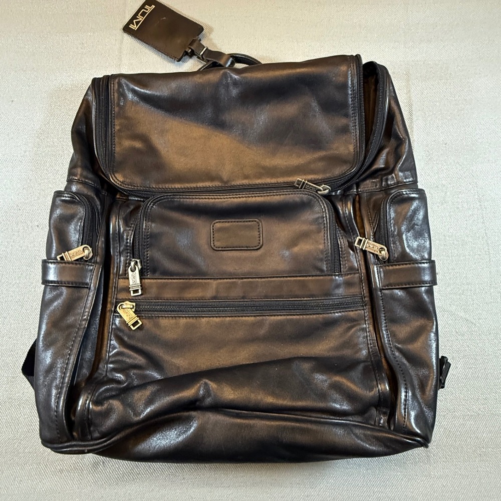 Tumi Alpha Bravo Black Leather Backpack Laptop Bag 92382D4 No serial number